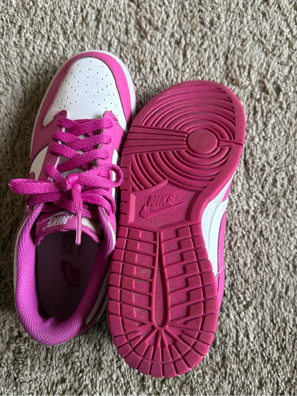 Nike Kids Hot Pink and White Low-Top Sneakers - Picture 6 of 8